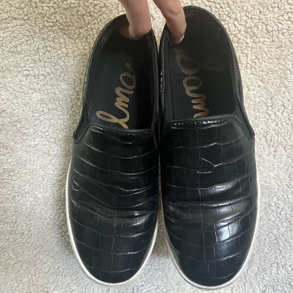 Sam Edelman Black Snakeskin Slip On - Picture 2 of 4